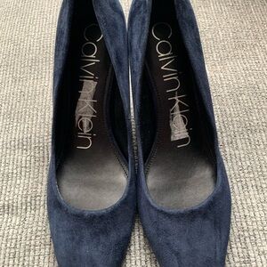 BRAND CalvinKLein Size 8M Kccallia, Balance Man made in china